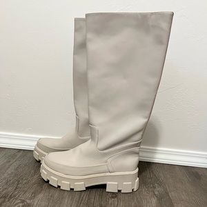 Circus by Sam Edelman Dollie Tall Boot - size 10